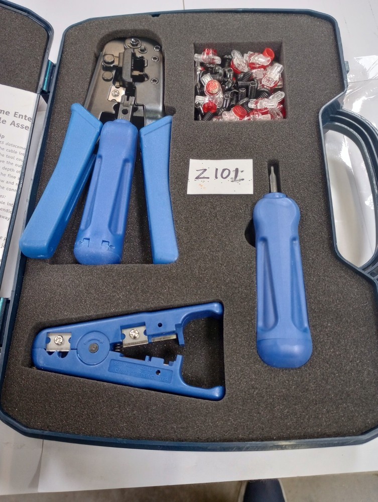 DataShark Network Tool Kit + Case 70007 , + 14 UR Splice Connectors + SCREWS