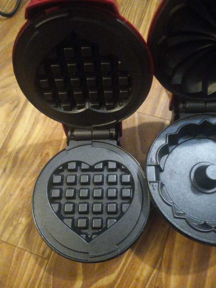 Mini Cake Maker And Whaffle Maker