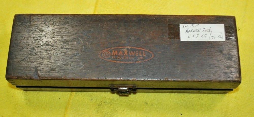 Devlieg Microbore Boring Head w/ Shaft & Maxwell Ind Boring Head w/4 tool Holder