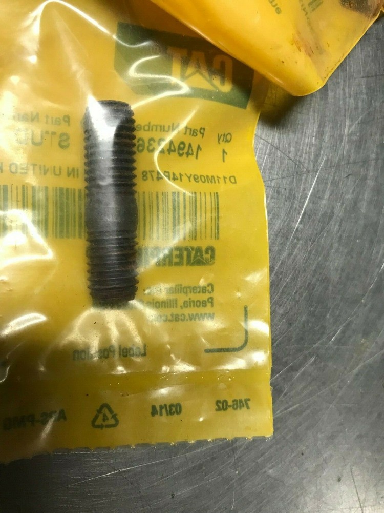 1494236 GENUINE CAT STUD CATERPILLAR 149-4236