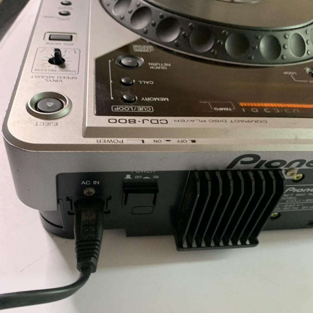 Pioneer CDJ-800 CD Disc Player Digital Turntable