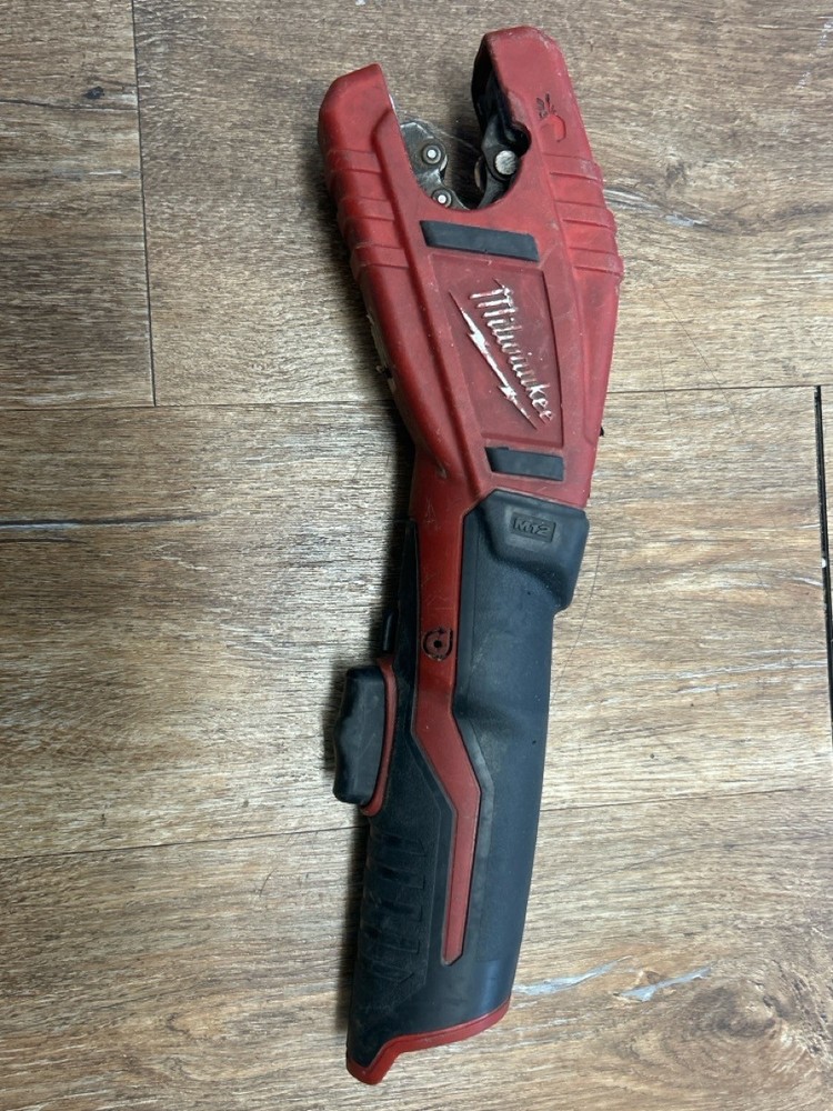 MILWAUKEE TOOLS 2471-20 (SBL011513)