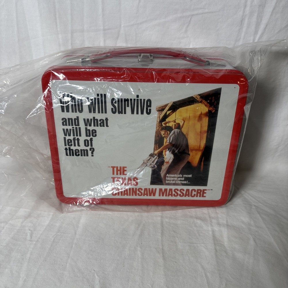 TEXAS CHAINSAW MASSACRE LUNCHBOX w/ THERMOS!