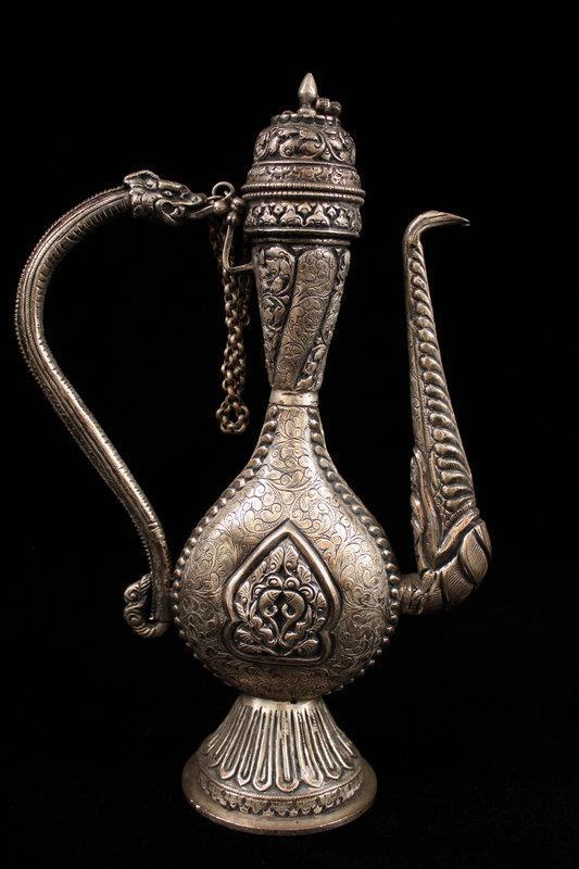Indian Hand Crafted Repousse Silver Tea Pot/Vessel.
