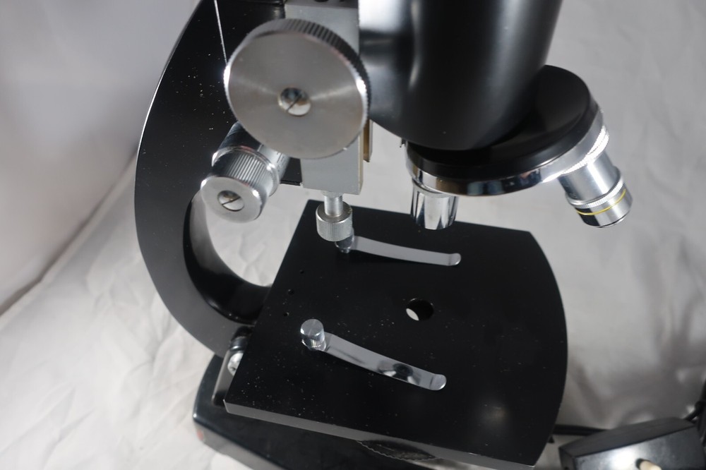 Wolfe Wetzlar Microscope Nr. 26182