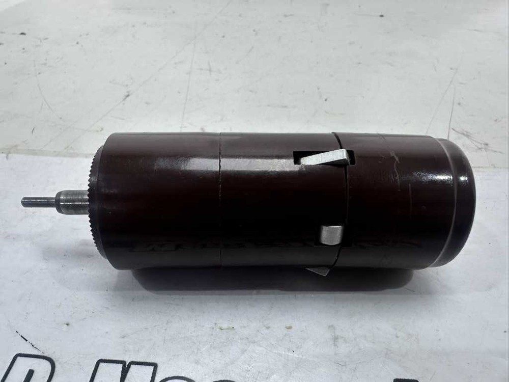 DOUBLE CENTRAL SPINDLE 45 RPM TURNTABLE (RS888)