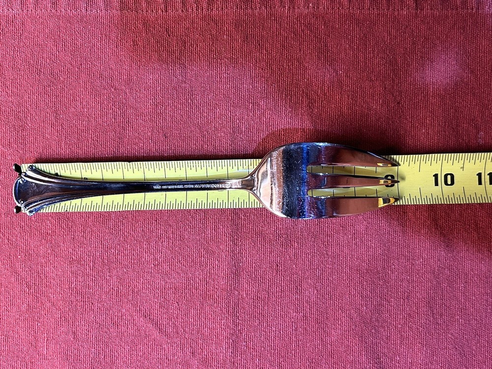 Reed & Barton 18/10 Stainless 9 inch serving fork