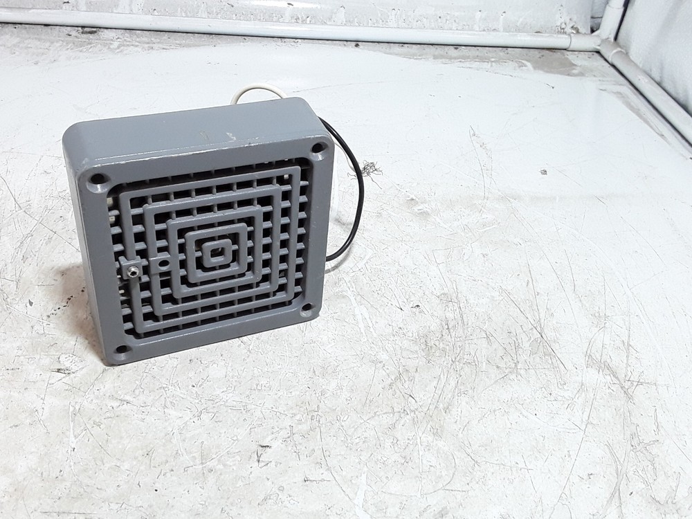 Federal Vibratone Horn Model 350