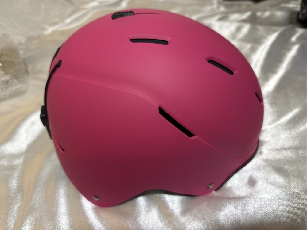 New Outdoor Master Helmet Size L