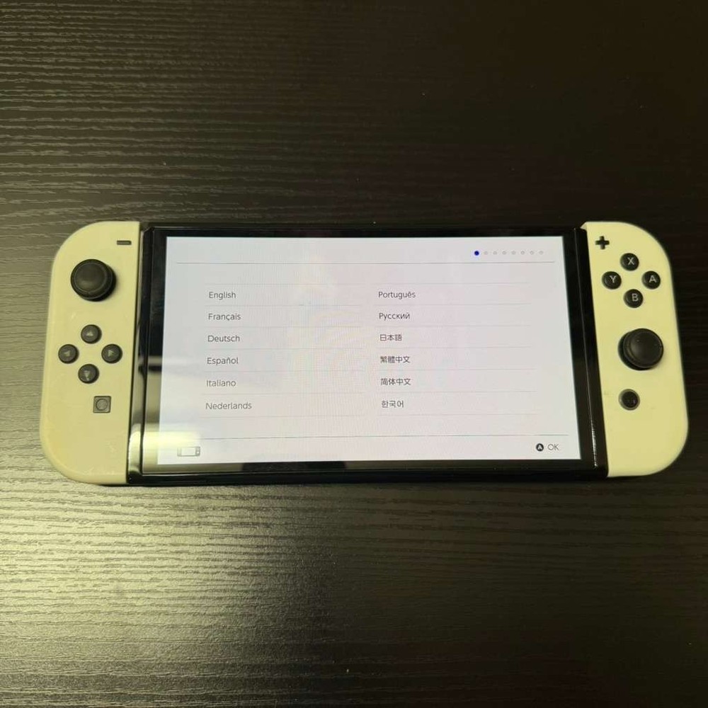 Nintendo Switch OLED Model HEG-001 Handheld Console 64GB White with Dock Tested