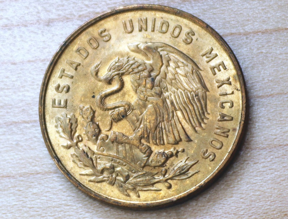 1964 Mexico 5 Centavos Unc.