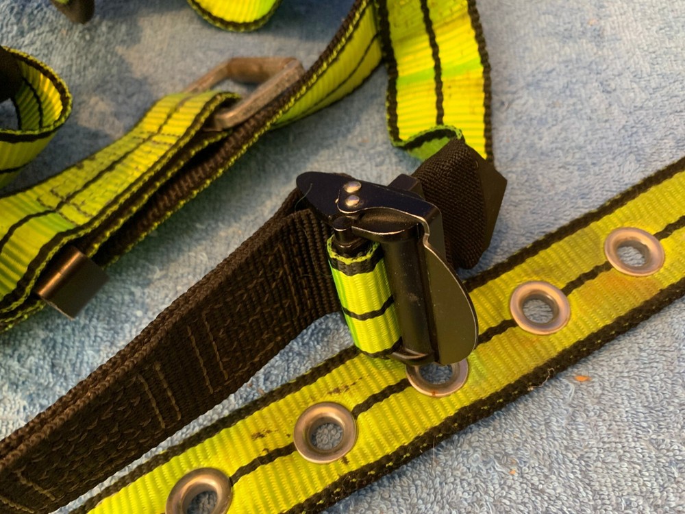 Safewaze Safety Harness Pro+ Small / Medium