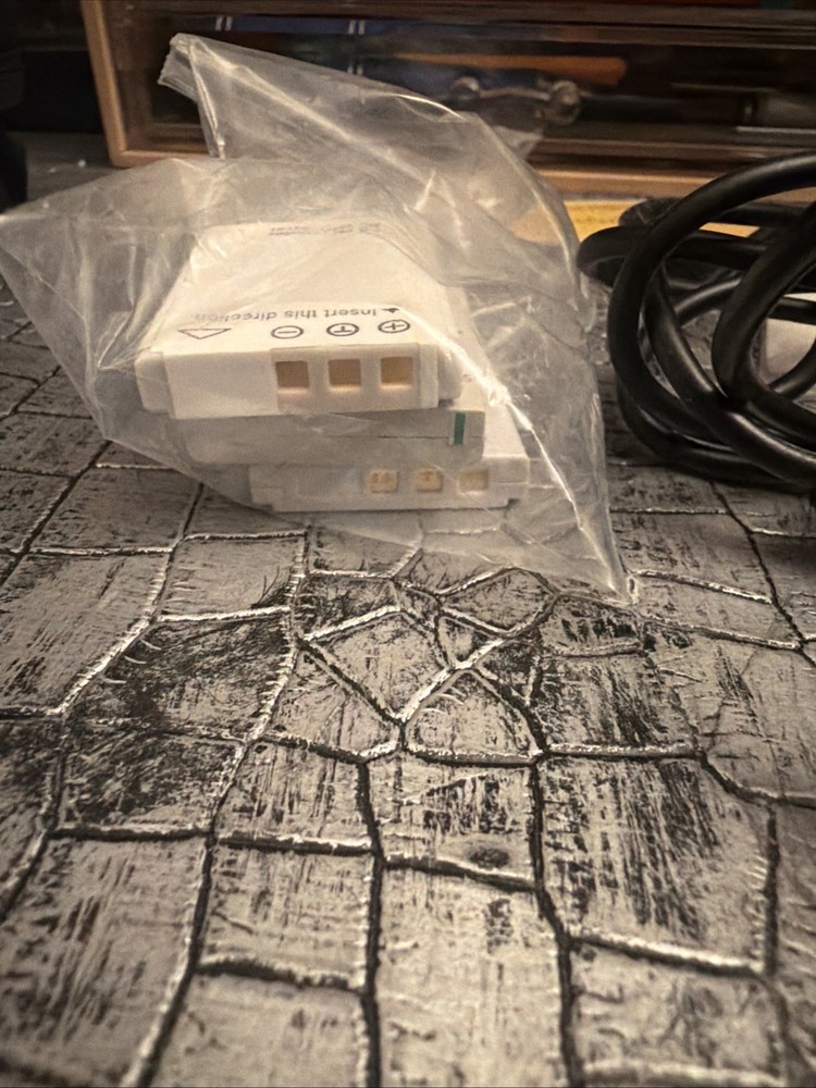 Sealife DC500 With Strobes No Camera