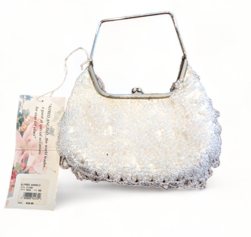 NWT ALFRED ANGELO WHITE BEADED SEQUIN EVENING BAG BRIDE SILVERTONE HANDLE LATCH