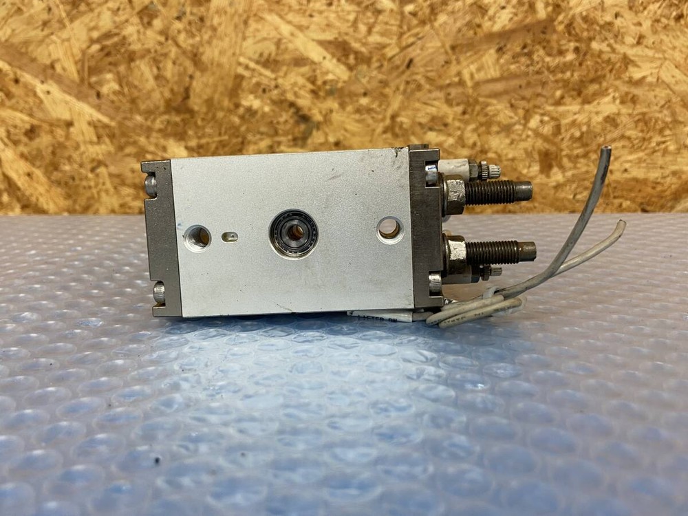 SMC MSQB10R-F9NL Rotary Table