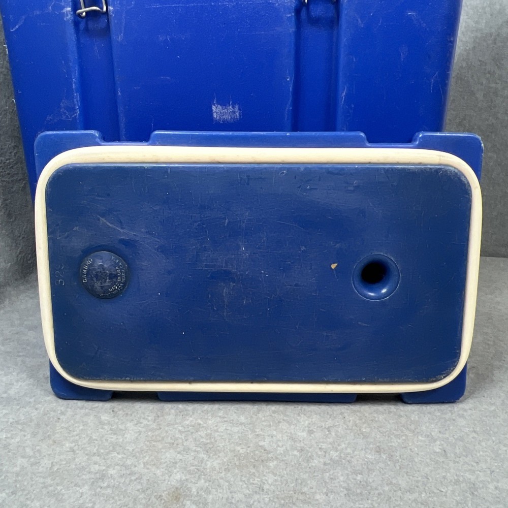 Cambro drinking/beverage container 250LCD - Blue - Drinking Water - No vent cap