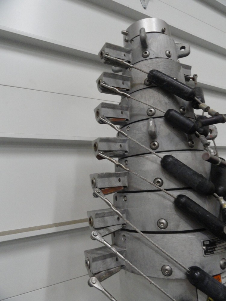 REBUILT Will-Burt 10-60 Locking Pneumatic Mast tower Willburt