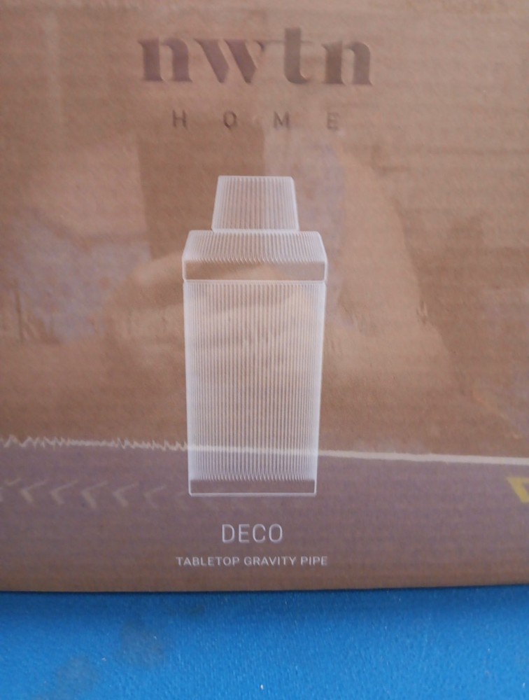 8" NWTN Glass Deco Tabletop Gravity Pipe PETAL
