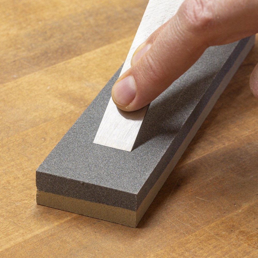 Smith’s 50821 8” Grit Combination Sharpening Stone – Gray
