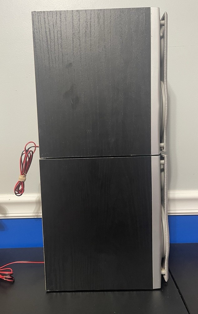 Sharp Bookshelf Speakers Model CP-HP515 Very Good Working Condition 2 Way