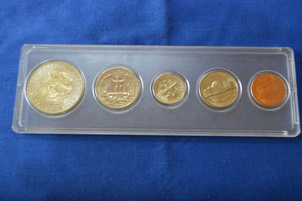 1967 Birth Year Set Includes 40% Silver Kennedy Half 67-2
