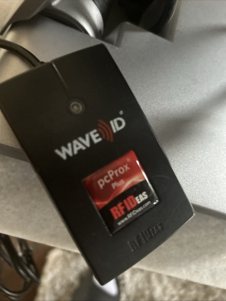 HP RP2 Retail System 2030 POS Touchscreen AIO Computer