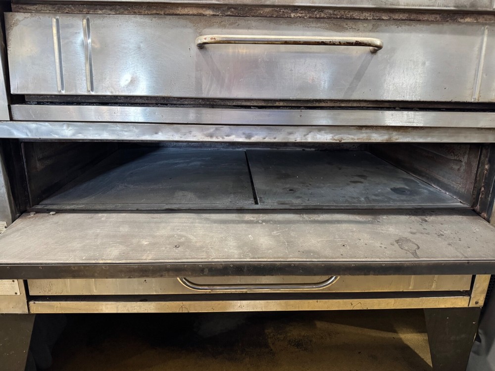 Bakers Pride Double Stack Gas Oven