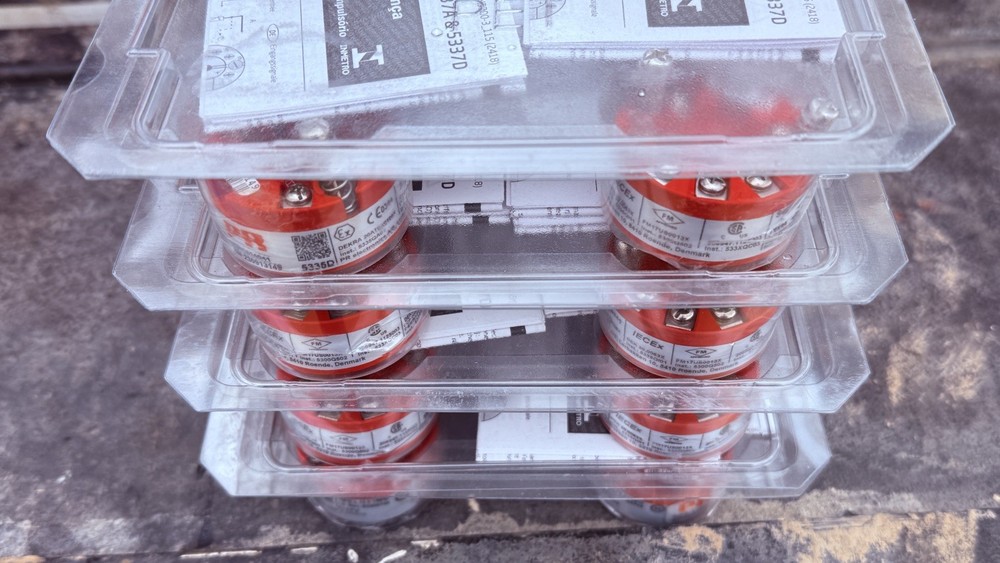 4pcs  PR 5335D Electronics Explosion-proof HART Temperature Transmitter