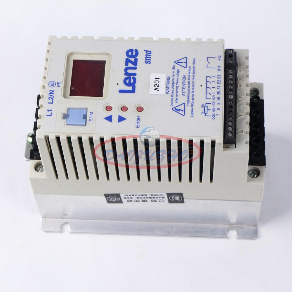 Used One Lenze ESMD751C4TXA frequency converter