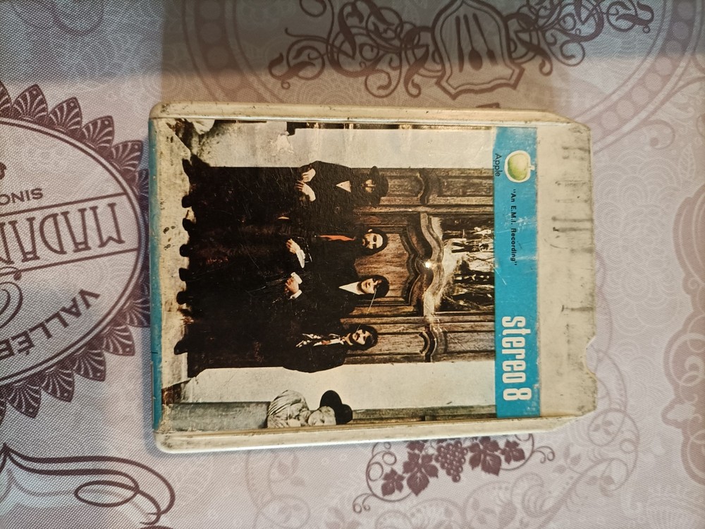 stereo audio cassette 8