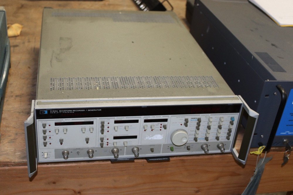 HP Hewlett Packard 5182A Waveform Recorder/Generator