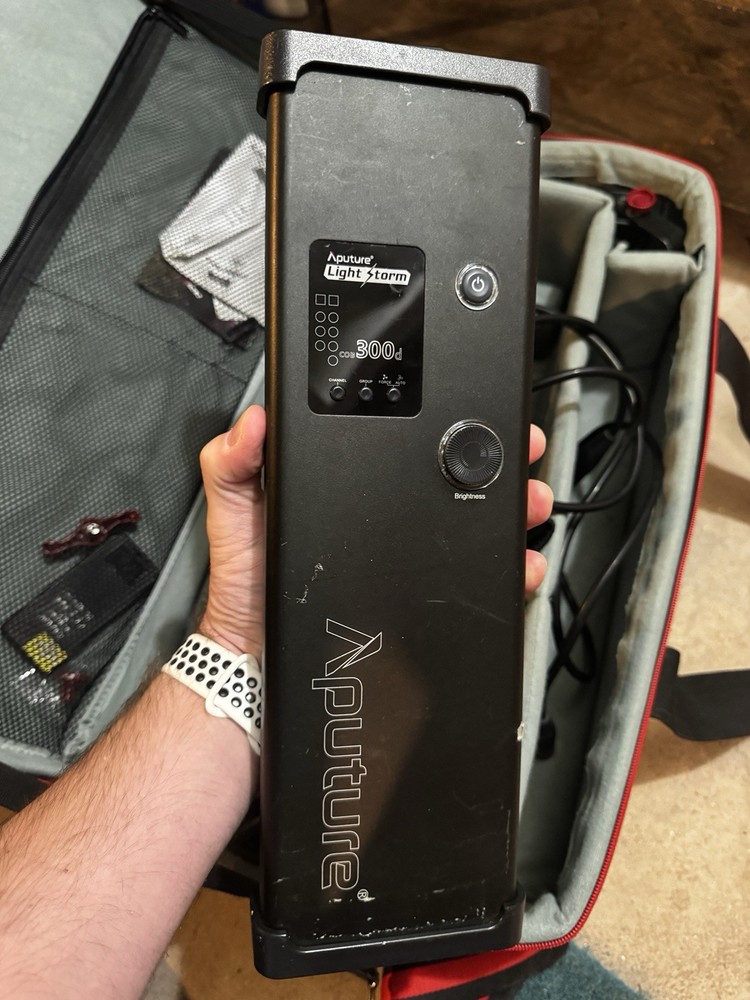 Aputure 300d Light Storm COB