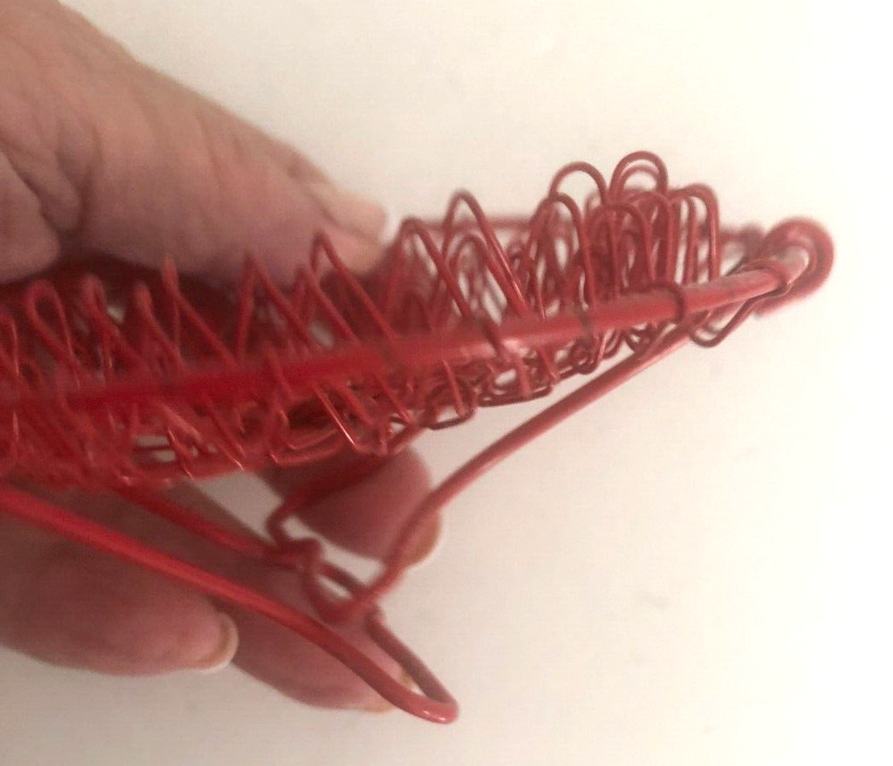 Vtg RED MINI 4" COLLAPSABLE Folding WIRE Strainer Collander BASKET Display Metal
