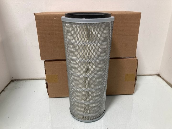 Fleetguard AF1813 Air Filter