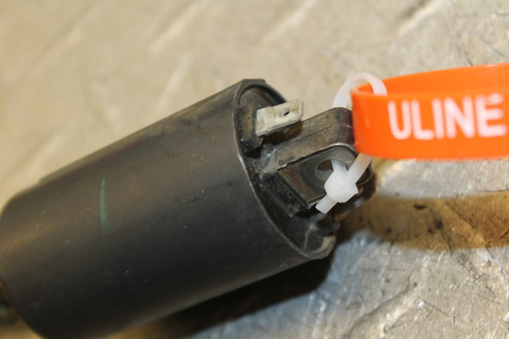 1997 SUZUKI TL1000S IGNITION COIL SPARK PLUG CAP
