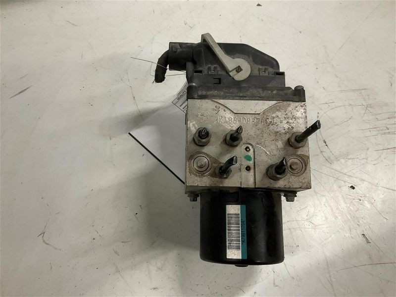 2010-2011 Dodge Ram 2500 ABS Brake Pump Control Module OEM Working Assembly