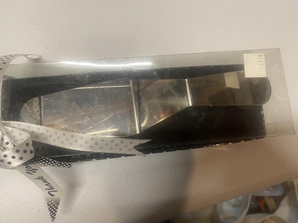 High Heel Pie Cake Server