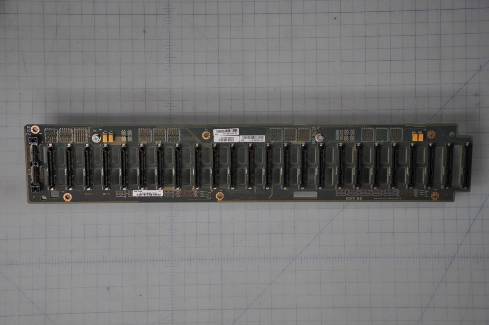NETAPP DS2246 24 SFF Backplane Midplane Board Grade A 111-00717+E0