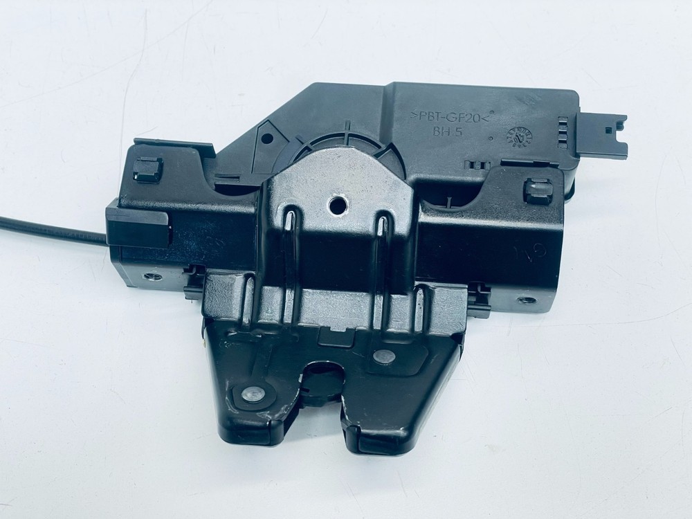 BMW E46 E90 E92 E81 E82 E87 E88 E60 E63 E64 Boot Lid Lock Actuator 7840617 #107