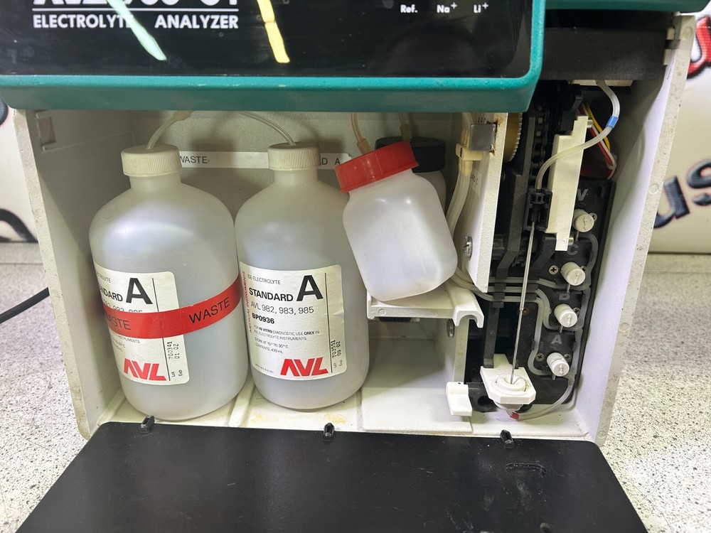AVL 985-S1 Electrolyte Analyzer