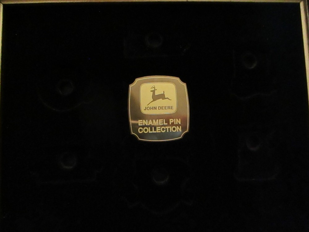 John Deere Franklin Mint Enamel Hat Lapel Pin Collection Display Frame Case jd