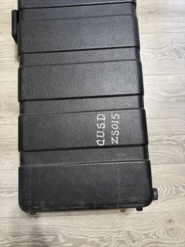MTS Products Hardshell 61-Note Keyboard Case with Wheels