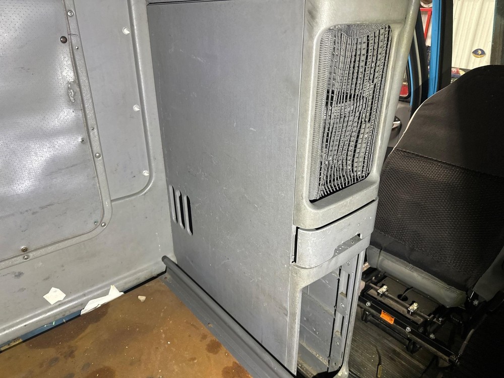 Freightliner C120 CENTURY Left/Driver Sleeper Cabinet - Used