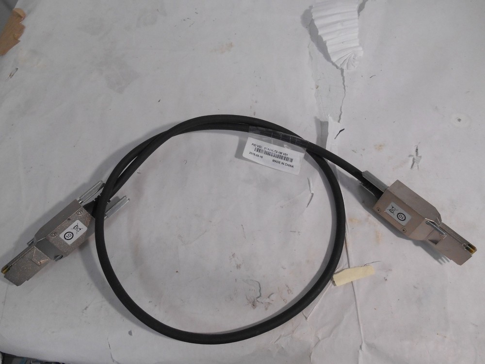 Cisco STACK-T2-1M Stacking Cable