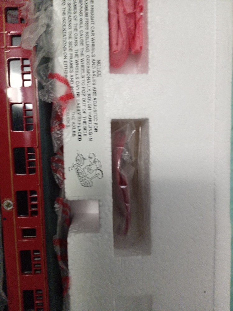 2001 Harry Potter HOGWARTS EXPRESS Bachmann HO Train Set