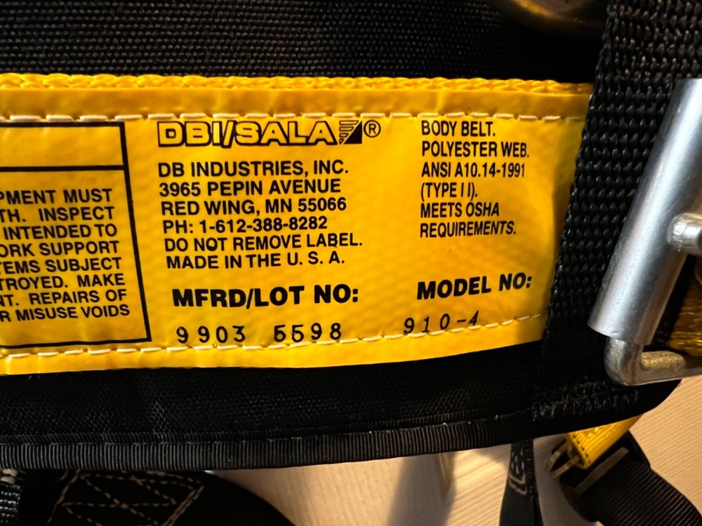 Dbi-sala Safety harness with extras