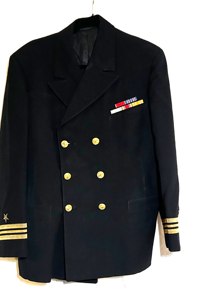 WWII USN Lieutenant Commander Officers Coat