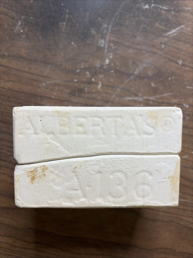 albertas vintage ceramic cat mold A-136