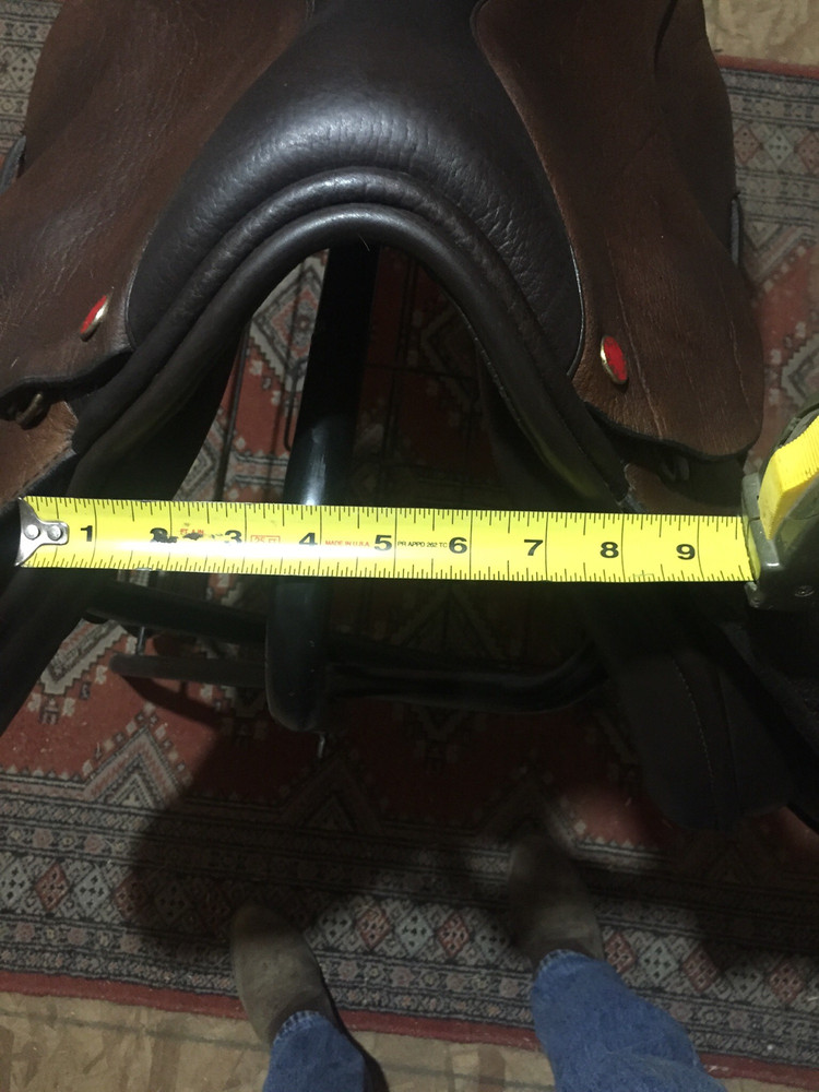 Lemke SDL custom made jump saddle