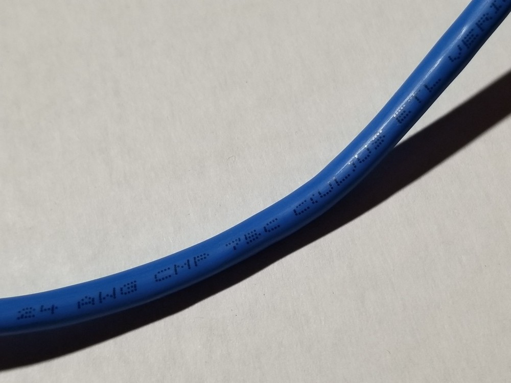 Berk-Tek 24/4P HyperPlus Cat5E Plenum U/UTP Network Cable Blue /100ft